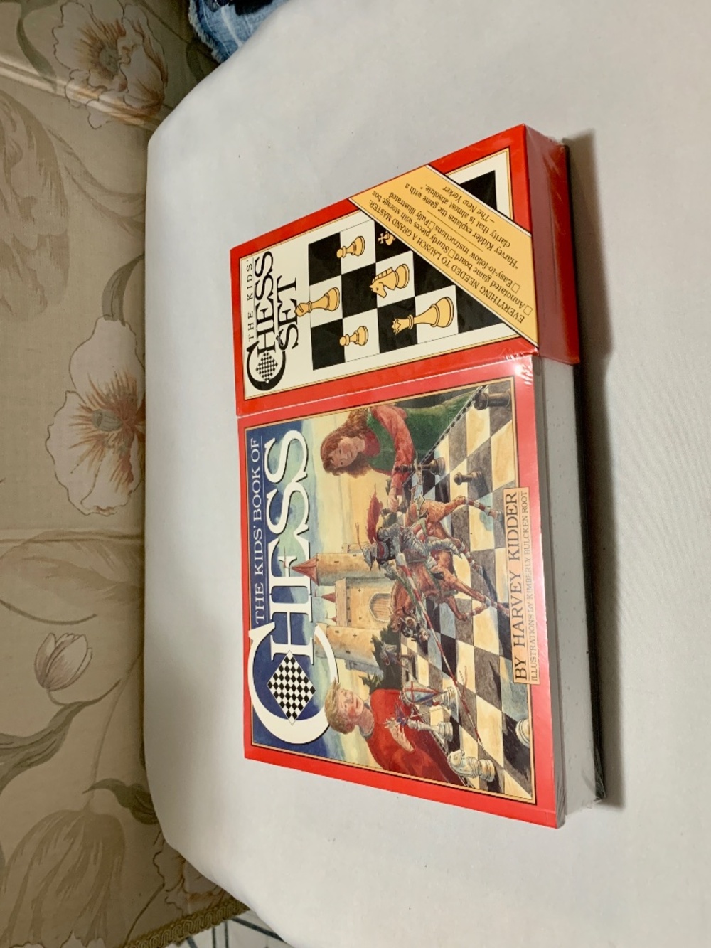 The Kids' Book of Chess and The Kids' Chess Set, Workman Publishing - NEW Sealed